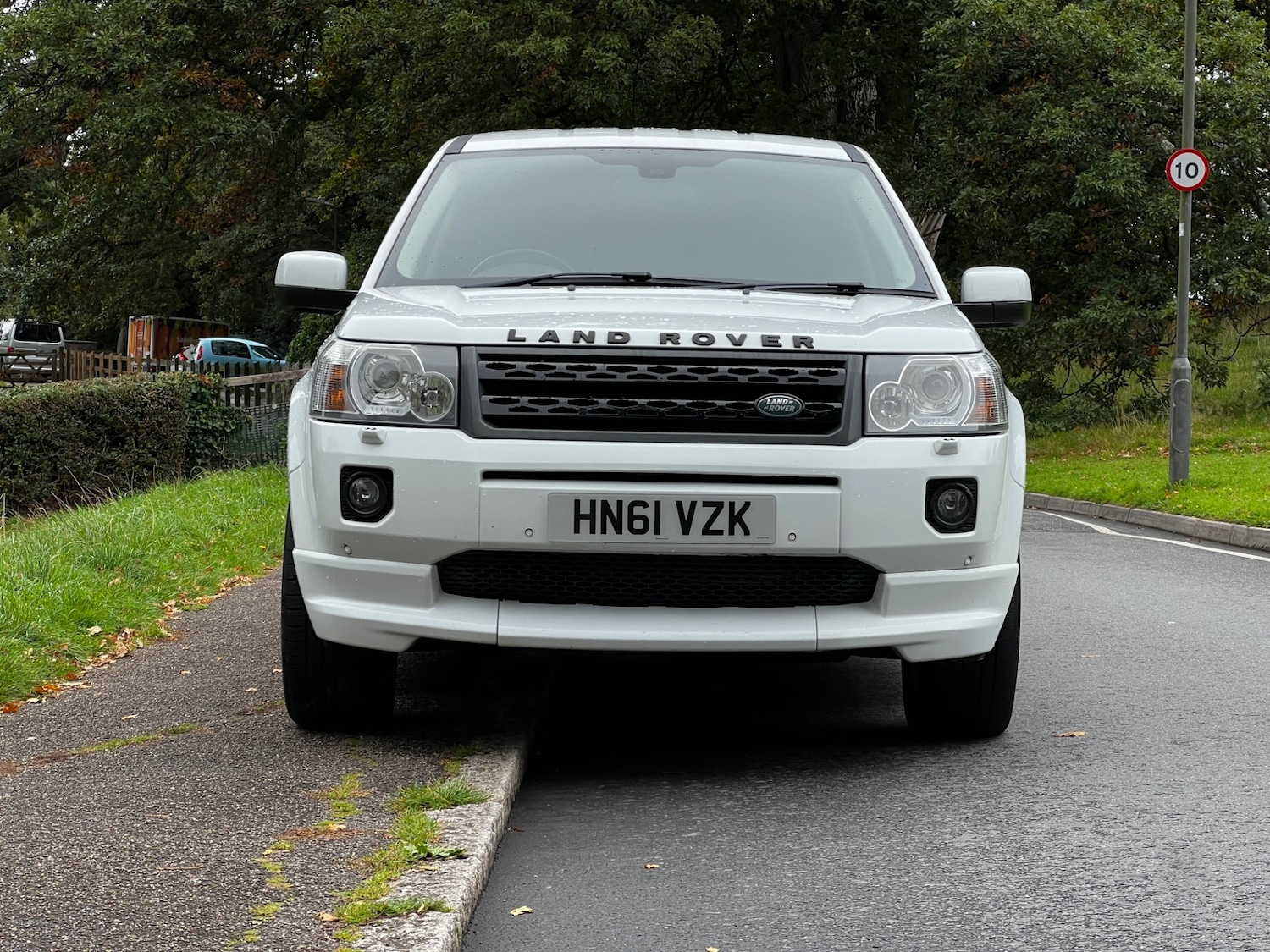 Used Land Rover Freelander 2011 for sale - 76212242: Photo 2