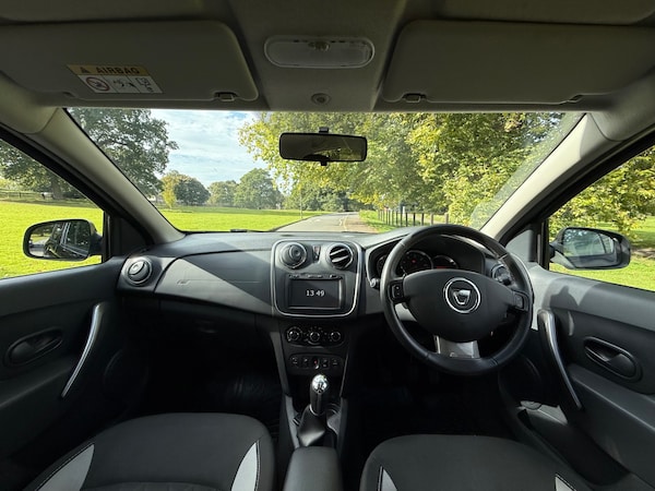 Used Dacia Sandero Stepway 2016 for sale - 76172557: Photo 22