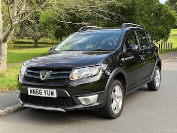 Used Dacia Sandero Stepway 2016 for sale - 76172557: Photo 4