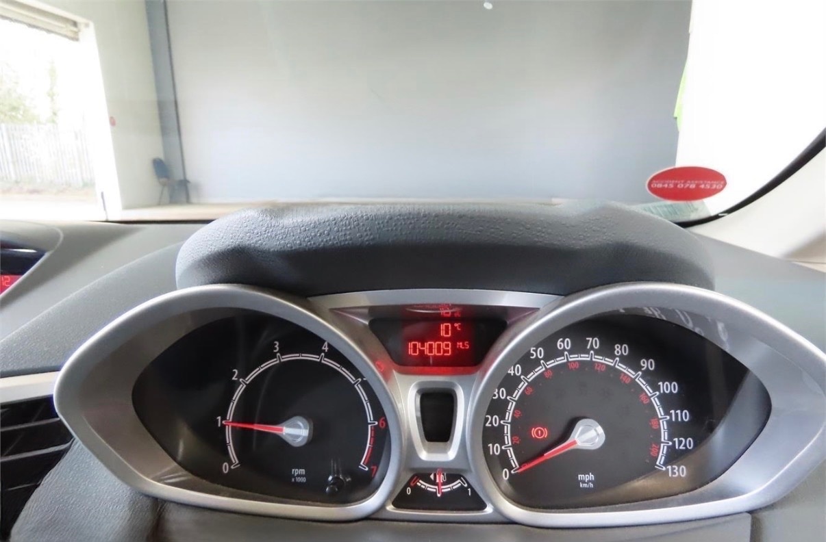 Used Ford Fiesta 2010 for sale - 78038566: Photo 3