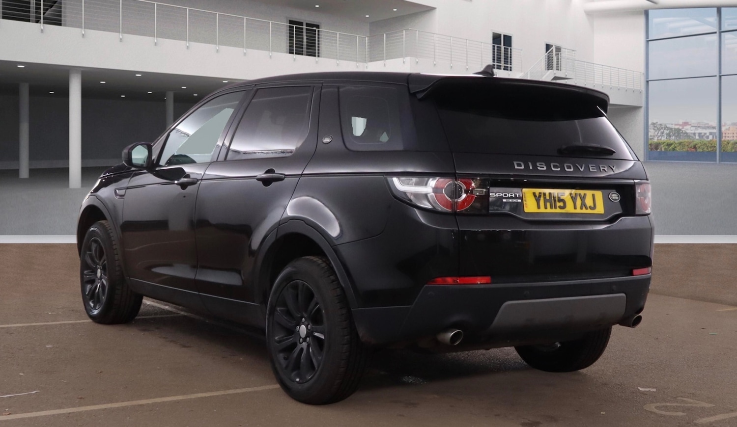 Used Land Rover Discovery Sport 2015 for sale - 77161995: Photo 5