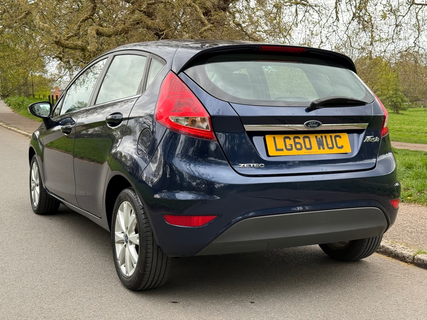 Used Ford Fiesta 2010 for sale - 78179901: Photo 11