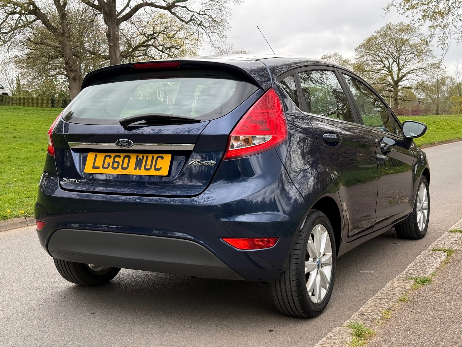 Used Ford Fiesta 2010 for sale - 78179901: Photo 13