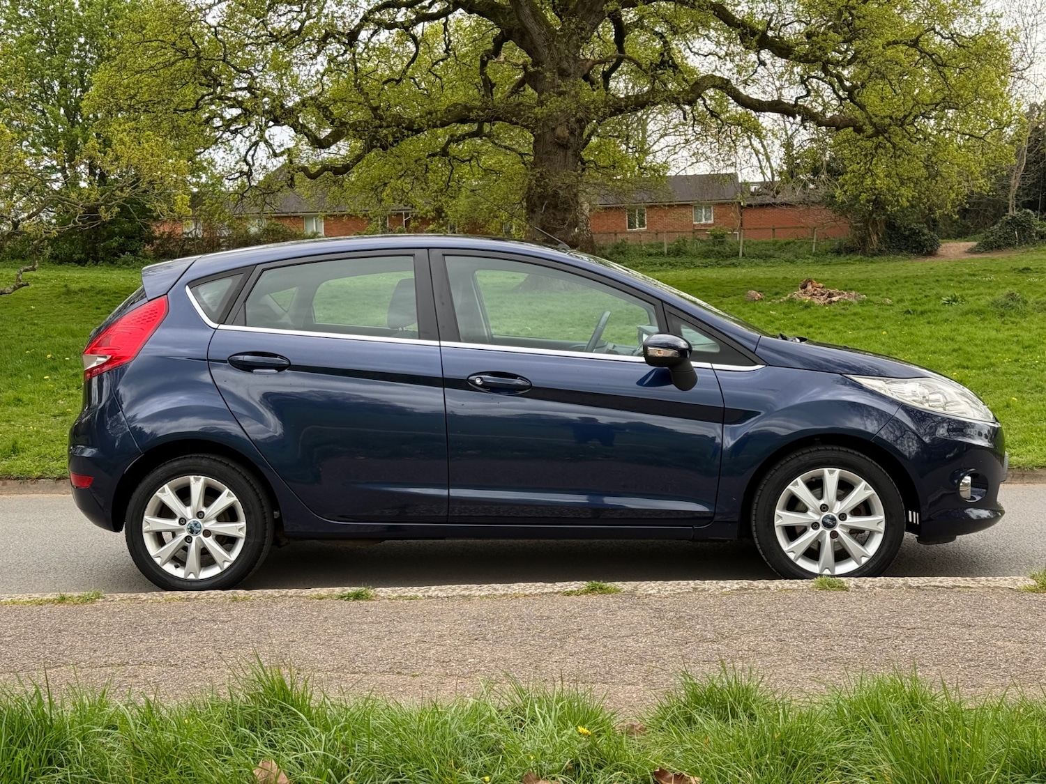 Used Ford Fiesta 2010 for sale - 78179901: Photo 16
