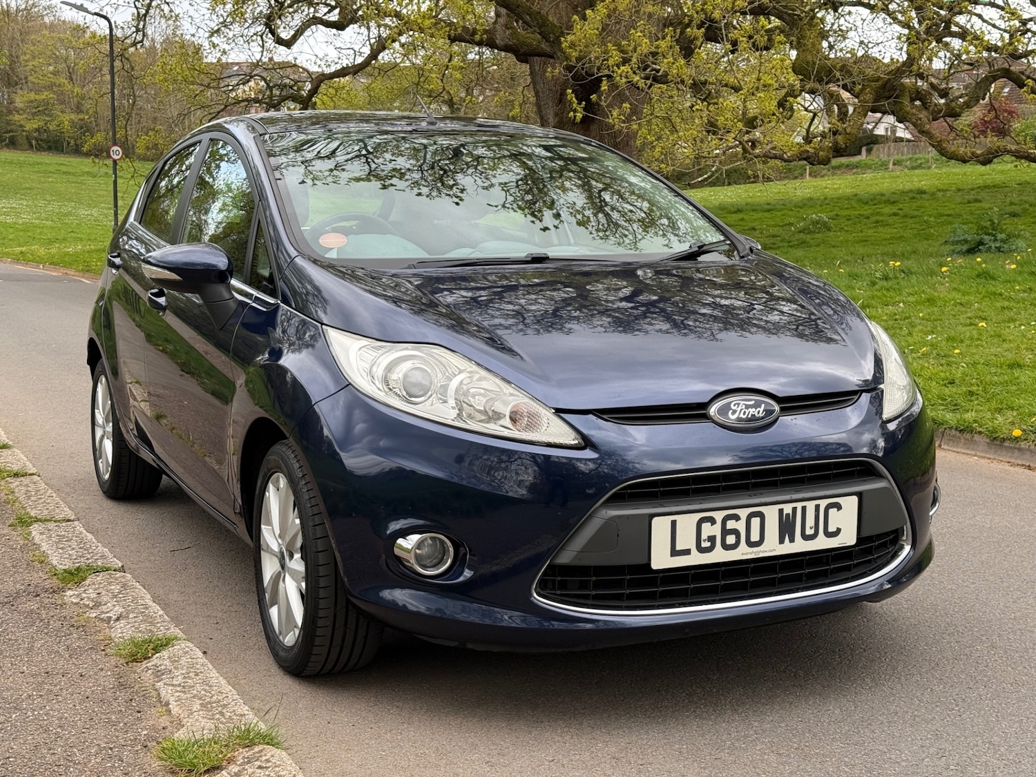Used Ford Fiesta 2010 for sale - 78179901: Photo 2
