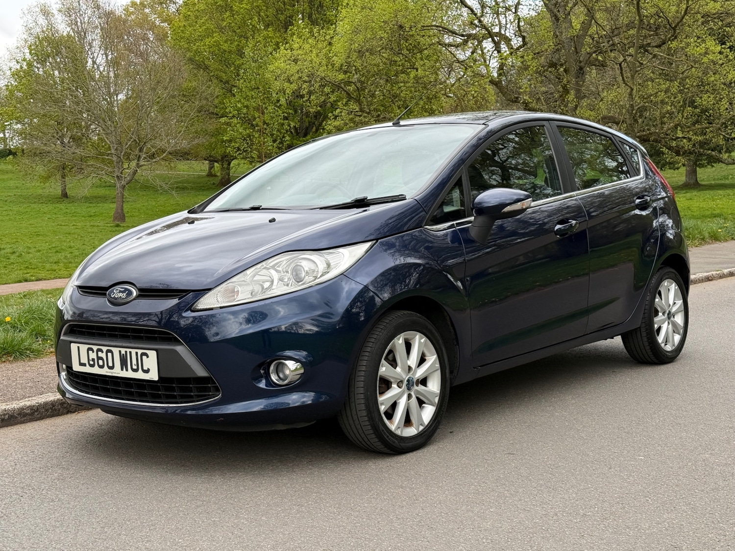 Used Ford Fiesta 2010 for sale - 78179901: Photo 5