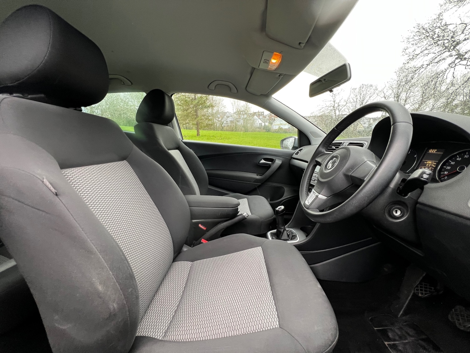 Used Volkswagen Polo 2011 for sale - 77613614: Photo 14