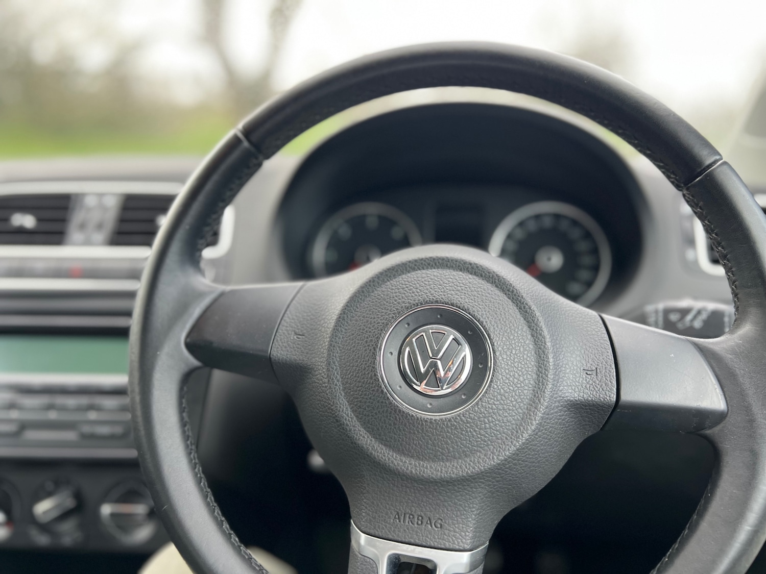 Used Volkswagen Polo 2011 for sale - 77613614: Photo 16