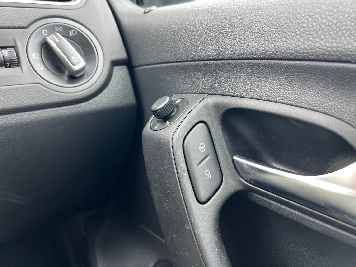 Used Volkswagen Polo 2011 for sale - 77613614: Photo 20