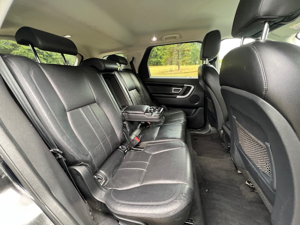 Used Land Rover Discovery Sport 2015 for sale - 75372747: Photo 13