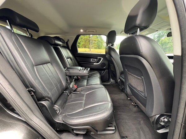 Used Land Rover Discovery Sport 2015 for sale - 75372747: Photo 17