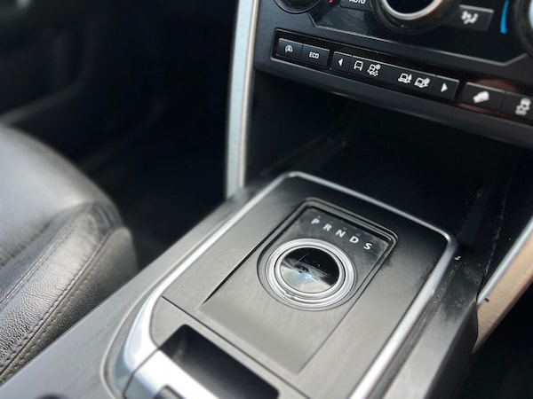 Used Land Rover Discovery Sport 2015 for sale - 75372747: Photo 27