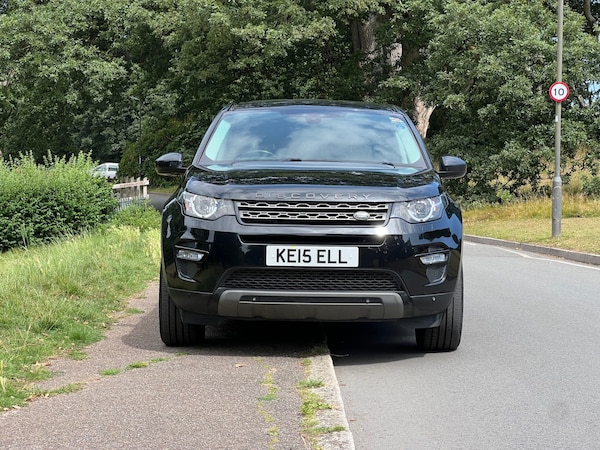Used Land Rover Discovery Sport 2015 for sale - 75372747: Photo 2