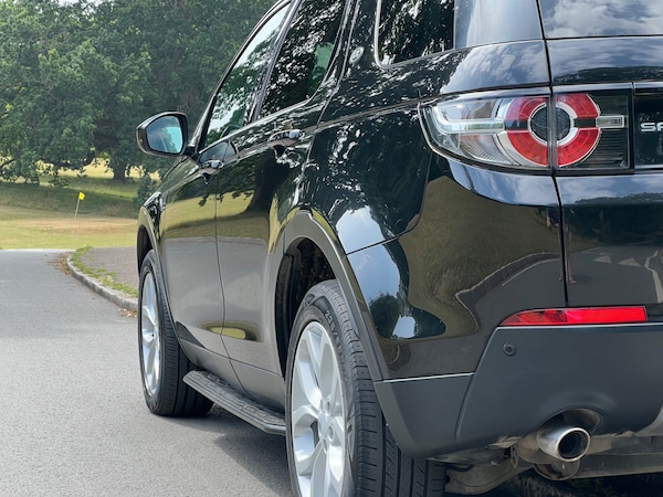 Used Land Rover Discovery Sport 2015 for sale - 75372747: Photo 6