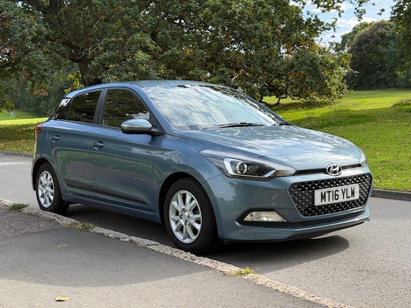 Used Hyundai i20 2016 for sale - 76172564: Photo 1