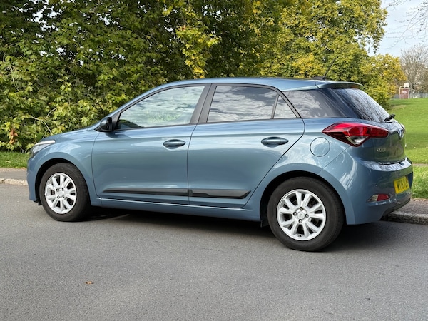 Used Hyundai i20 2016 for sale - 76172564: Photo 9