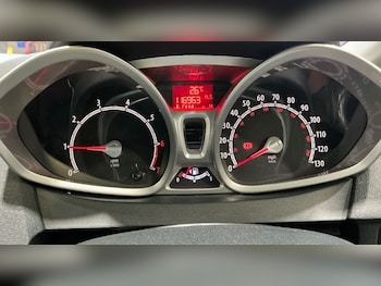 Used Ford Fiesta 2012 for sale - 78995109: Photo