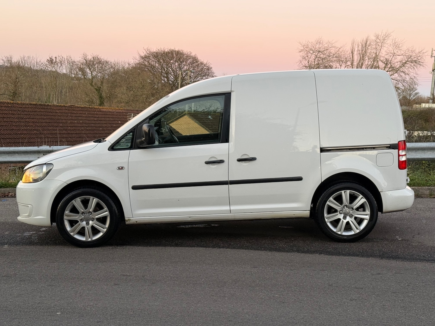 Used Volkswagen Caddy 2011 for sale - 77095722: Photo 4