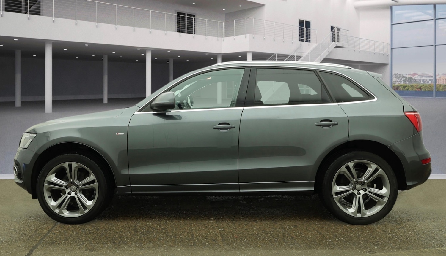 Used Audi Q5 2011 for sale - 77166096: Photo 2