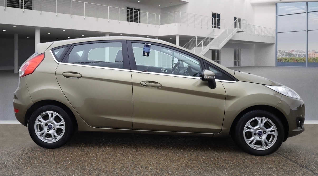 Used Ford Fiesta 2014 for sale - 76280640: Photo 4