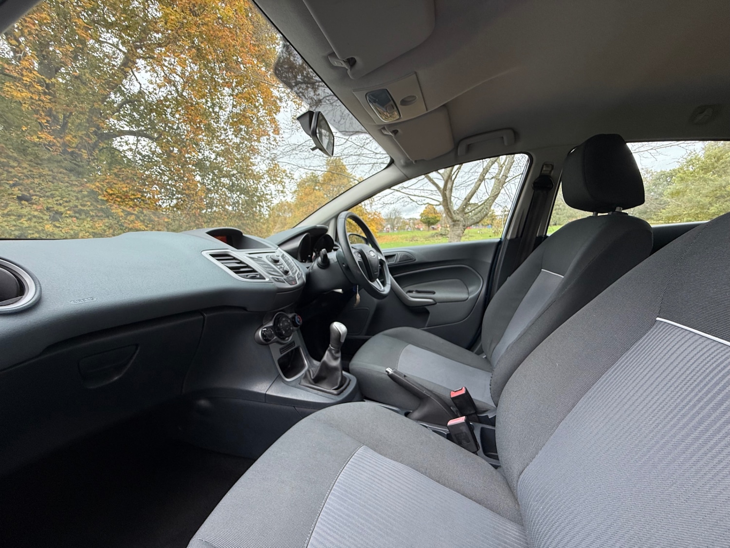 Used Ford Fiesta 2011 for sale - 76403293: Photo 25