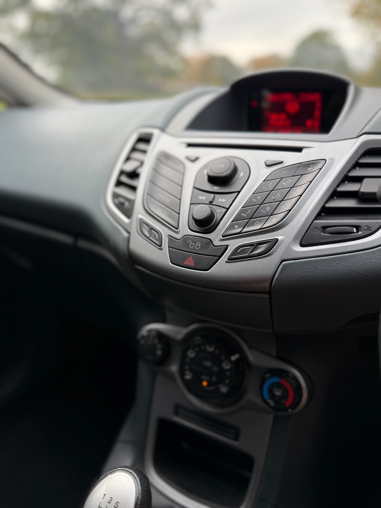 Used Ford Fiesta 2011 for sale - 76403293: Photo 26