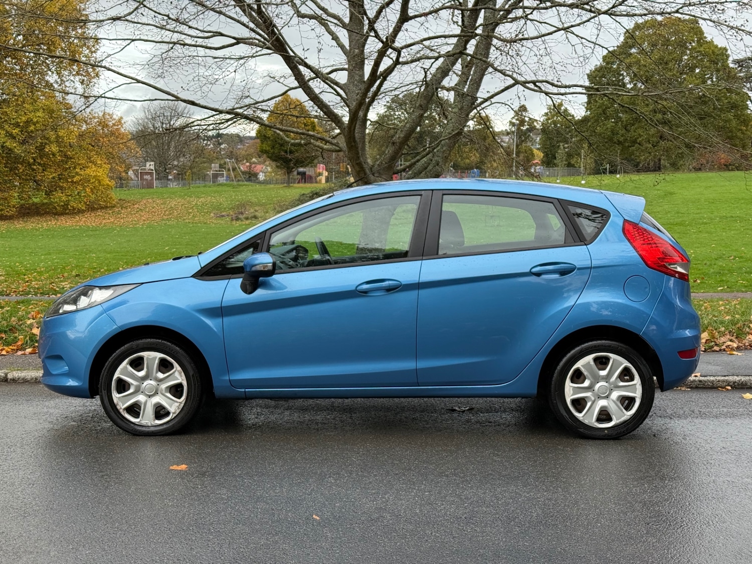 Used Ford Fiesta 2011 for sale - 76403293: Photo 9