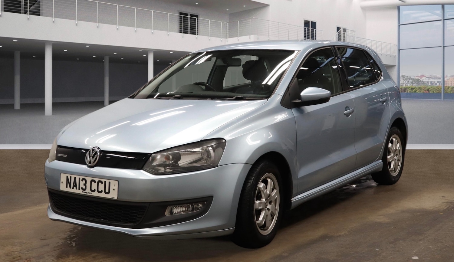 Used Volkswagen Polo 2013 for sale - 77172979: Photo 2