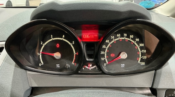 Used Ford Fiesta 2009 for sale - 76236434: Photo 9