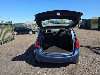 Used Vauxhall Meriva 2015 for sale - 79706398: Photo
