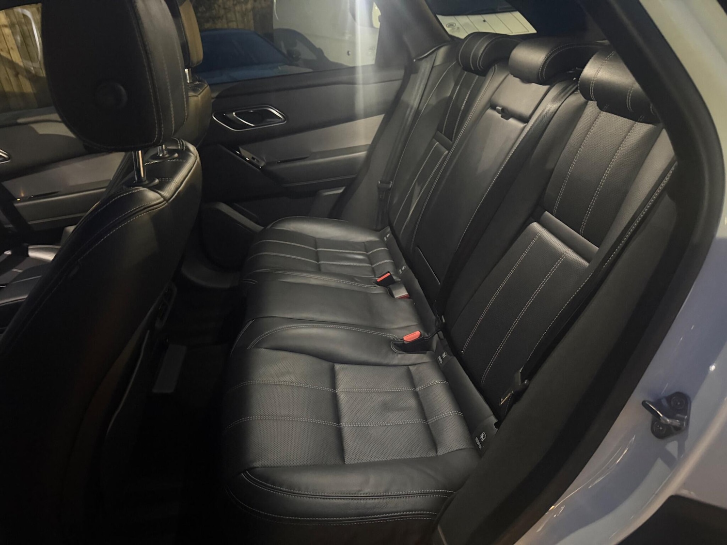 Used Land Rover Range Rover Velar 2018 for sale - 76549319: Photo 10