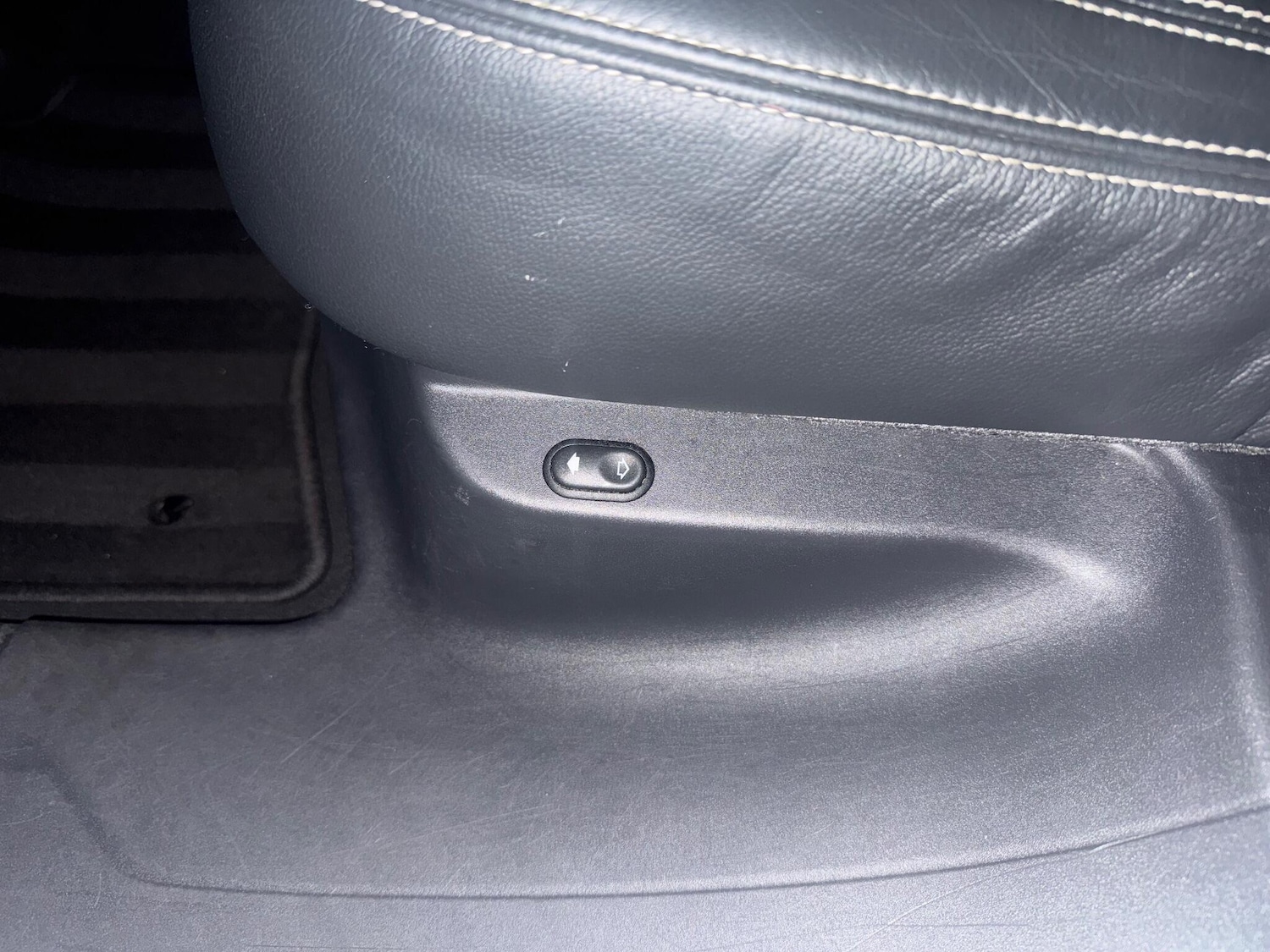 Used Land Rover Range Rover Velar 2018 for sale - 76549319: Photo 11