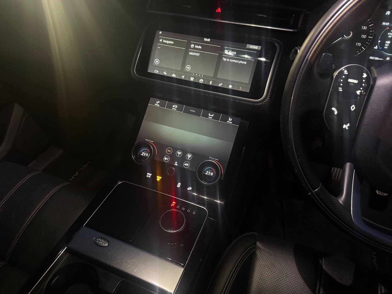 Used Land Rover Range Rover Velar 2018 for sale - 76549319: Photo 22