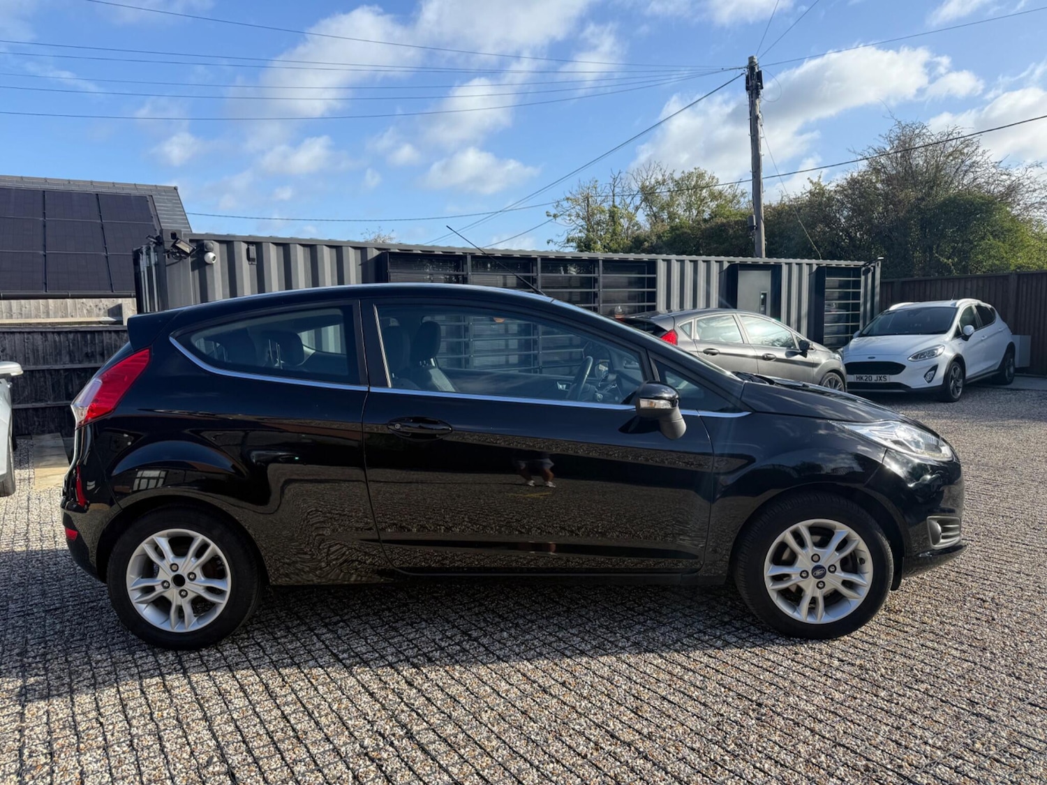 Used Ford Fiesta 2016 for sale - 76084099: Photo 4