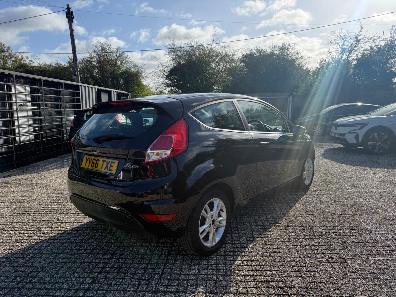 Used Ford Fiesta 2016 for sale - 76084099: Photo 5