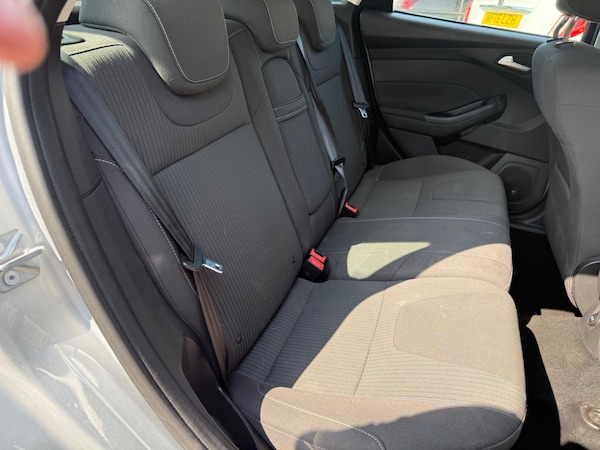 Used Ford Focus 2013 for sale - 76138068: Photo 11
