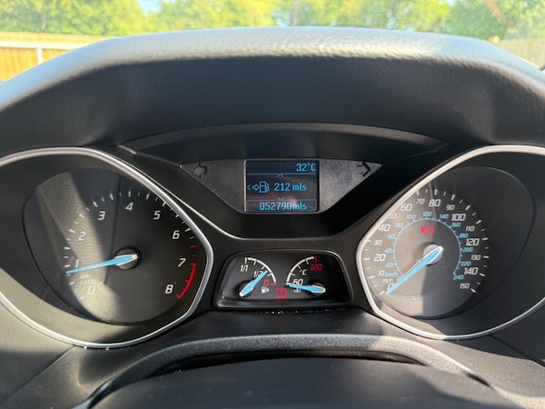 Used Ford Focus 2013 for sale - 76138068: Photo 16