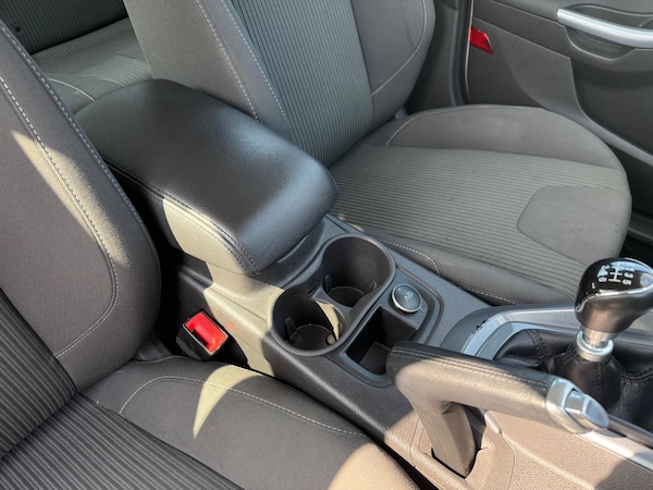 Used Ford Focus 2013 for sale - 76138068: Photo 21