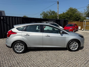 Used Ford Focus 2013 for sale - 76138068: Photo 4