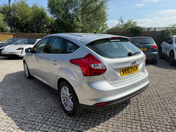 Used Ford Focus 2013 for sale - 76138068: Photo 7