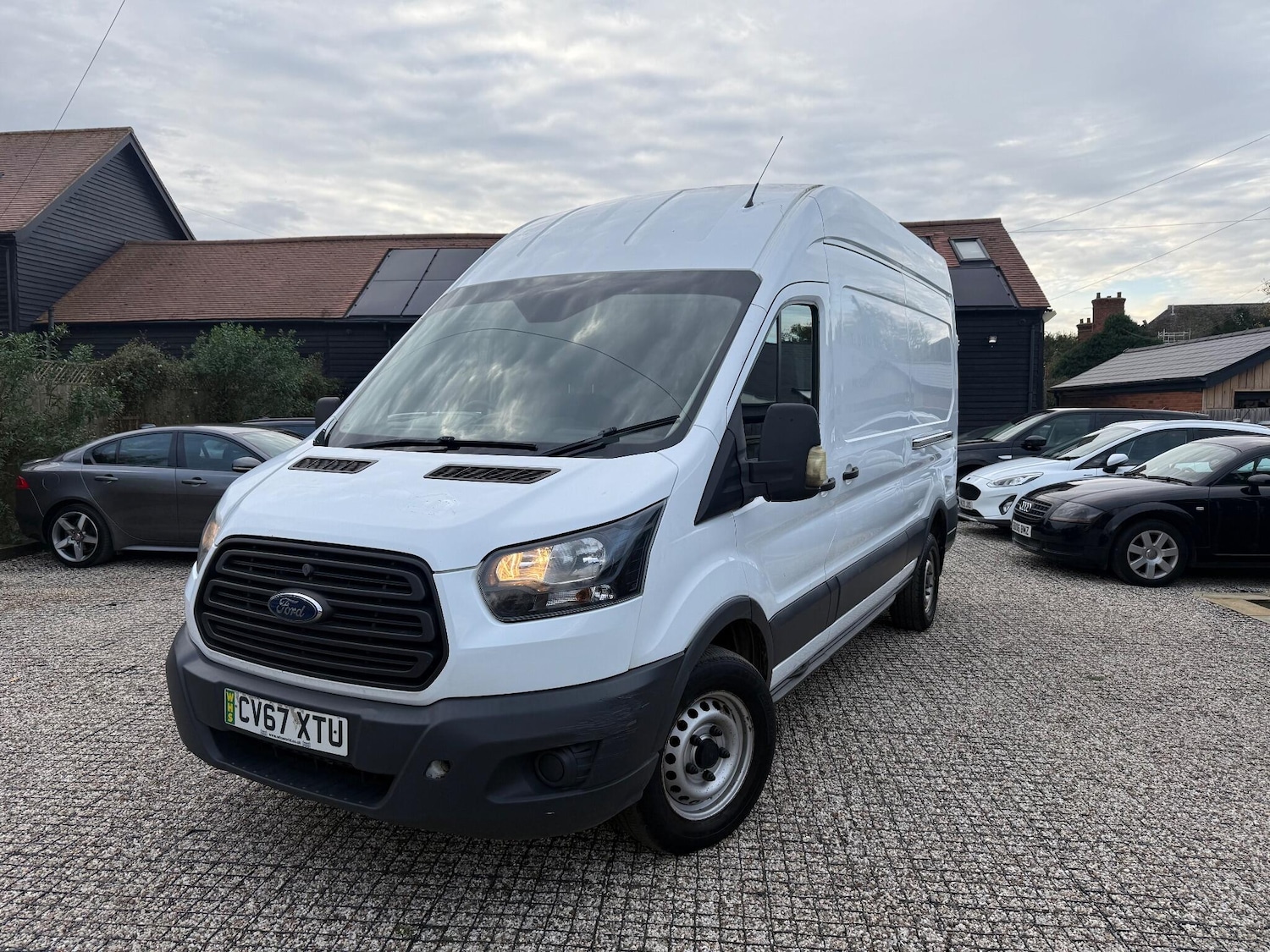 Used Ford Transit 2017 for sale - 76484699: Photo 1