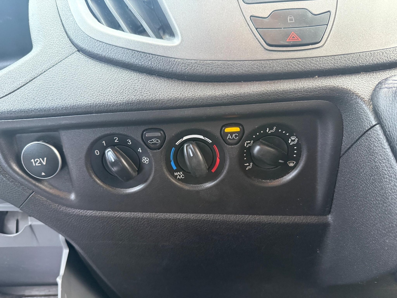 Used Ford Transit 2017 for sale - 76484699: Photo 27