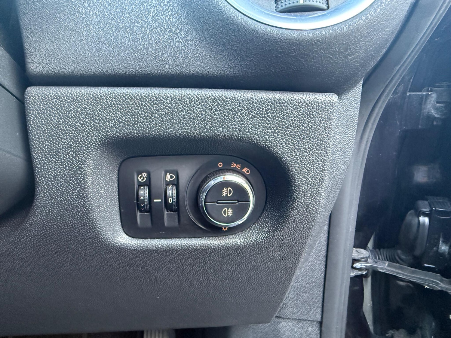 Used Vauxhall Corsa 2012 for sale - 76084522: Photo 14