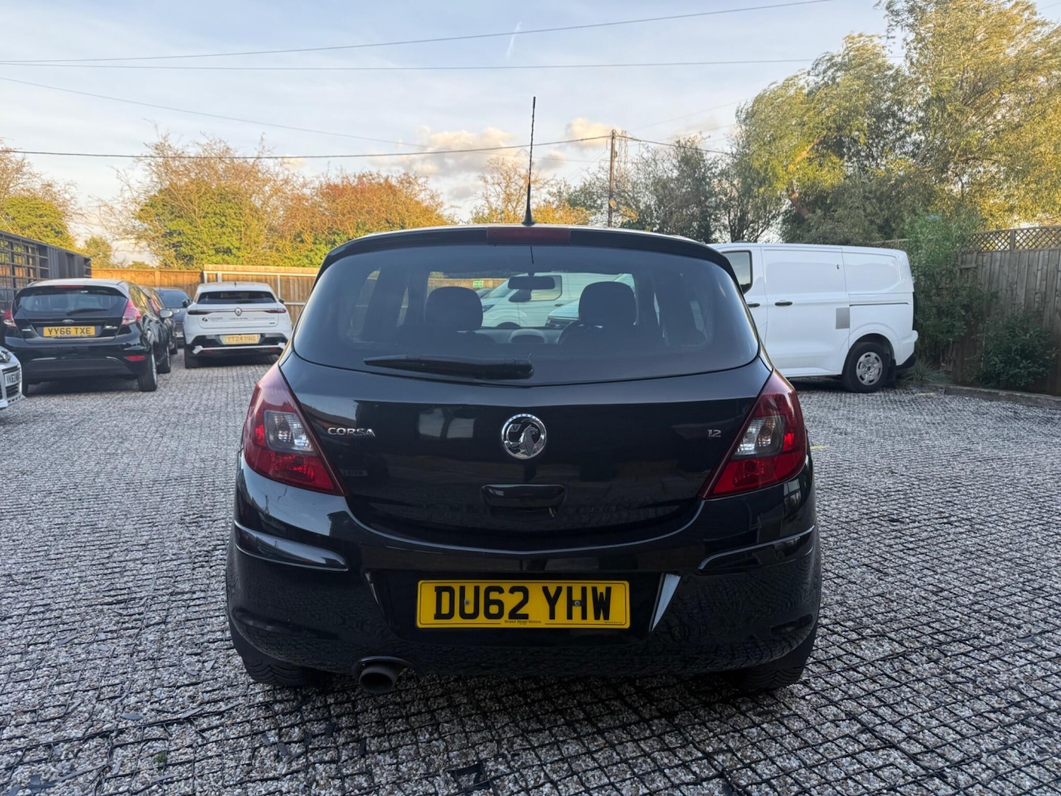 Used Vauxhall Corsa 2012 for sale - 76084522: Photo 6