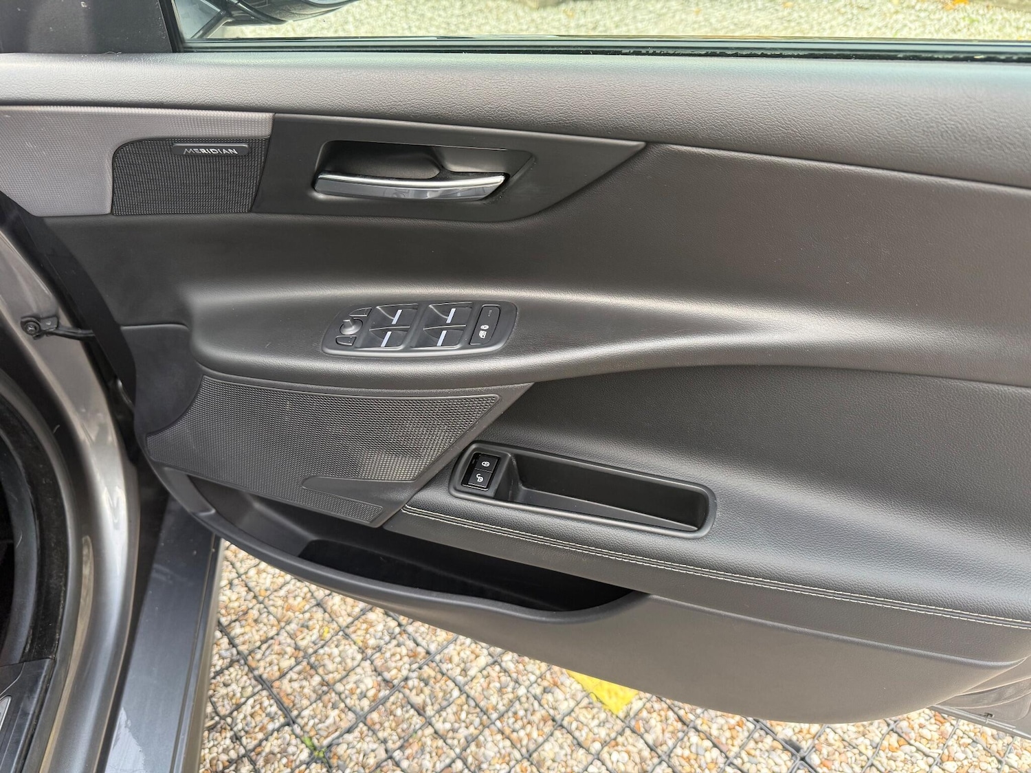 Used Jaguar XE 2016 for sale - 76485033: Photo 15