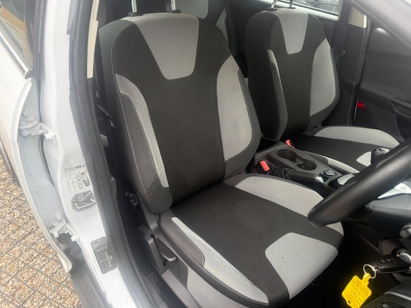 Used Ford Focus 2014 for sale - 76239823: Photo 13