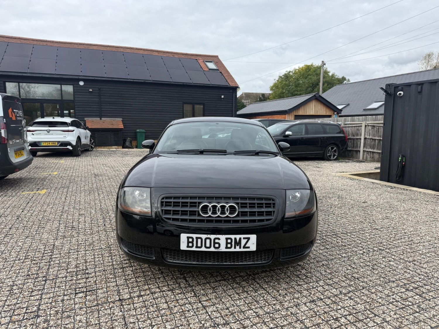 Used Audi TT 2006 for sale - 76318185: Photo 2