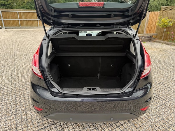 Used Ford Fiesta 2016 for sale - 76083814: Photo 11