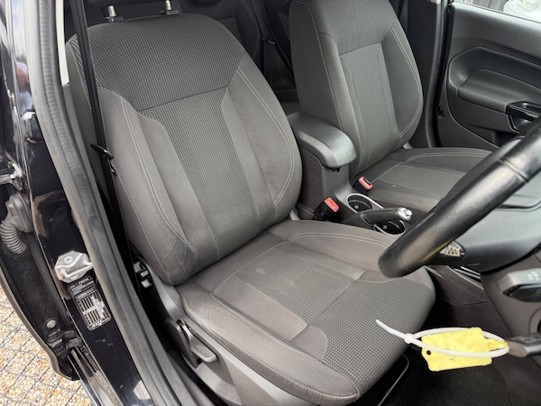 Used Ford Fiesta 2016 for sale - 76083814: Photo 13