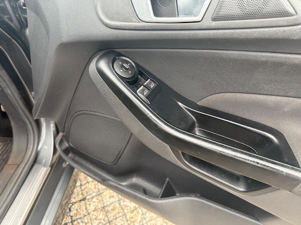Used Ford Fiesta 2016 for sale - 76085323: Photo 13